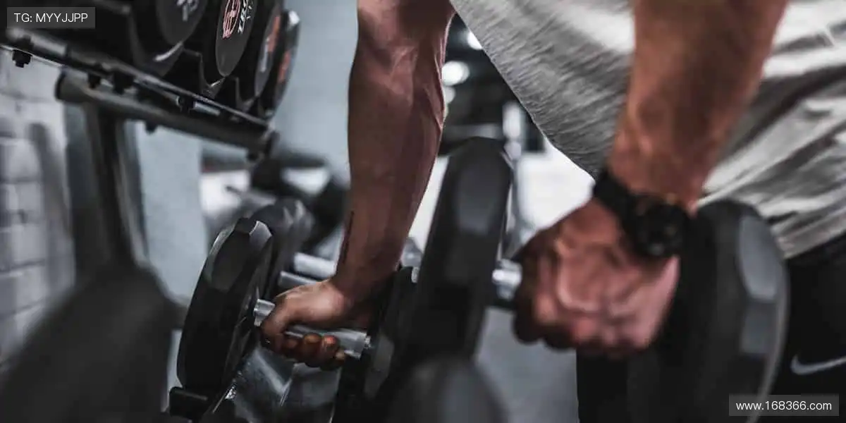 🏆 冠军同款，把荣耀穿在身上！